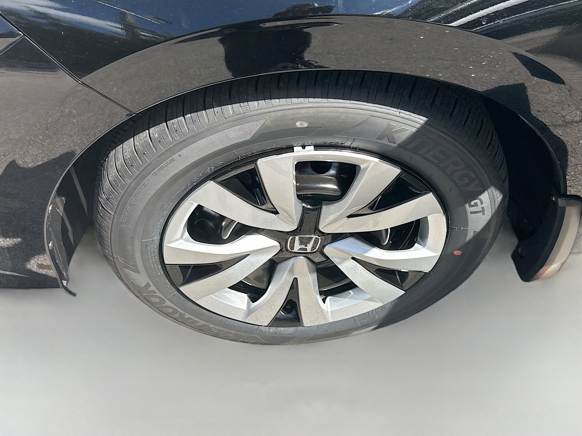 
								New 2026 Honda Civic Sedan LX full									