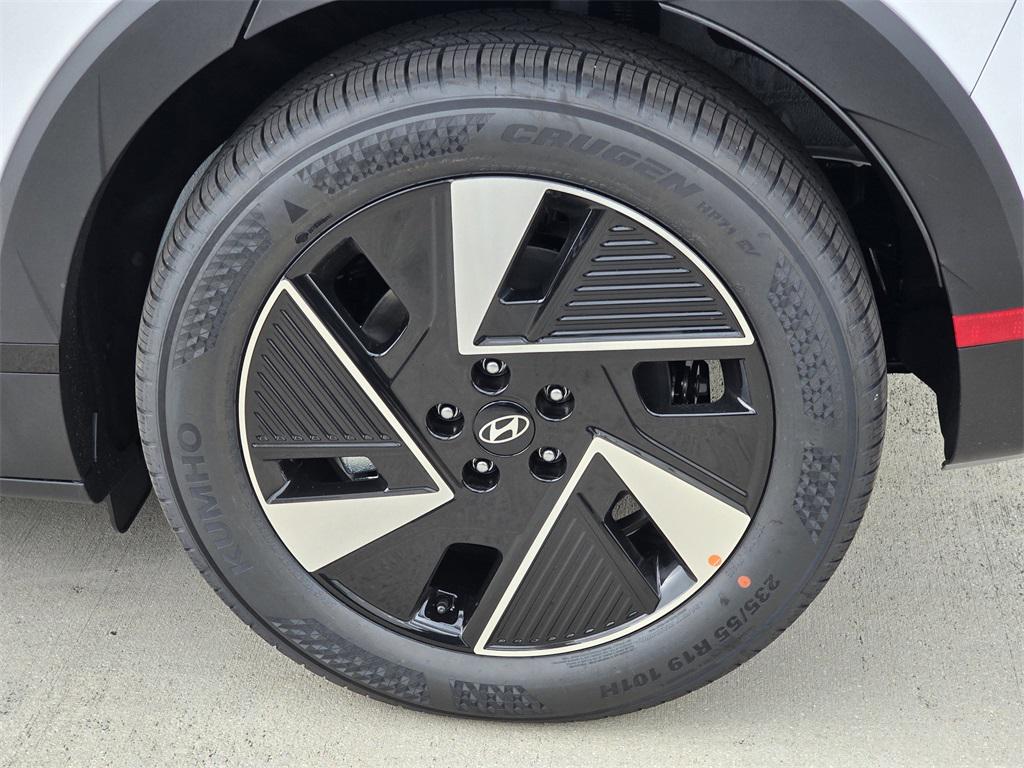 
								New 2025 Hyundai IONIQ 5 SEL full									