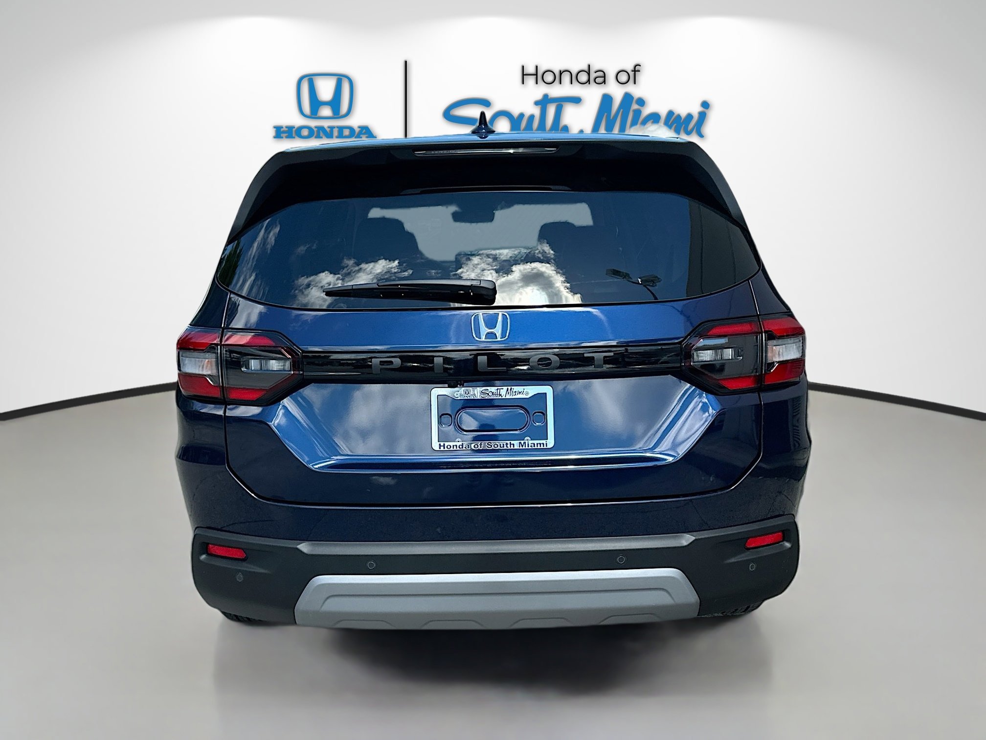 
								New 2025 Honda Pilot EX-L full									