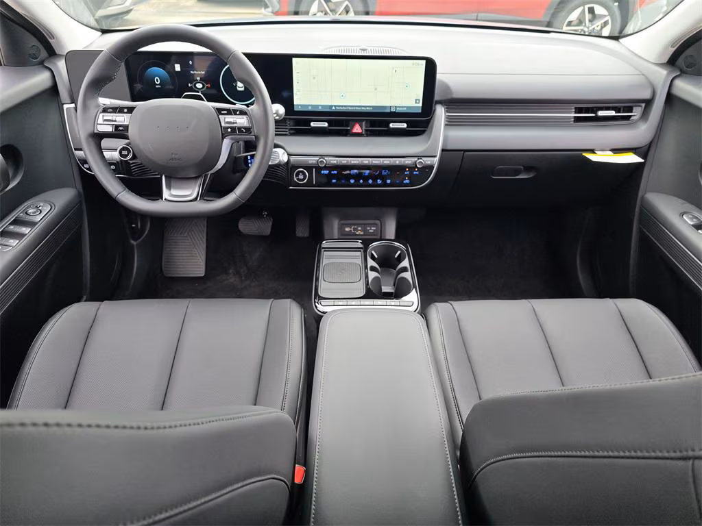 
								New 2025 Hyundai IONIQ 5 SEL full									