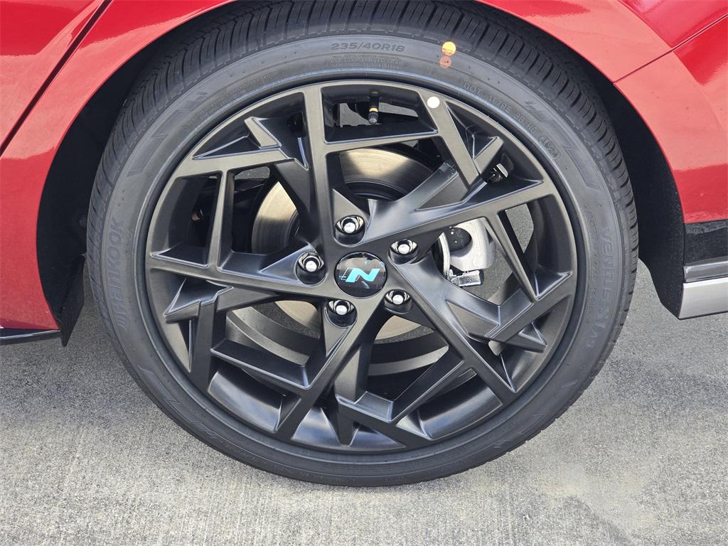 
								New 2025 Hyundai Elantra N Line full									