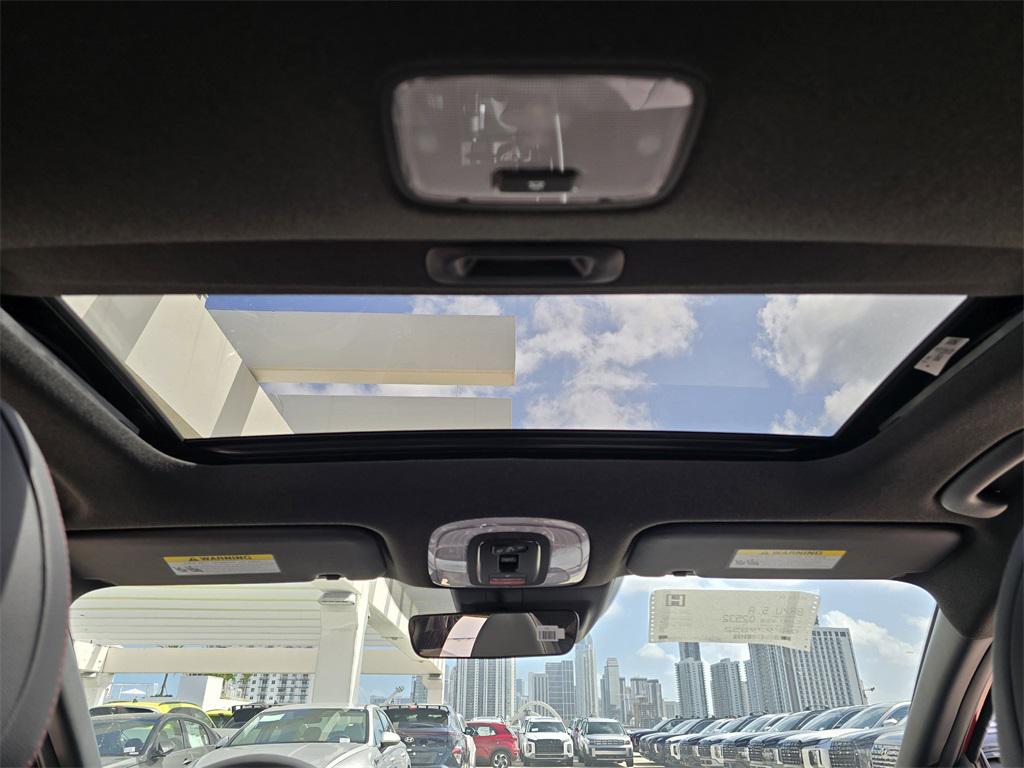 
								New 2025 Hyundai Elantra N Line full									