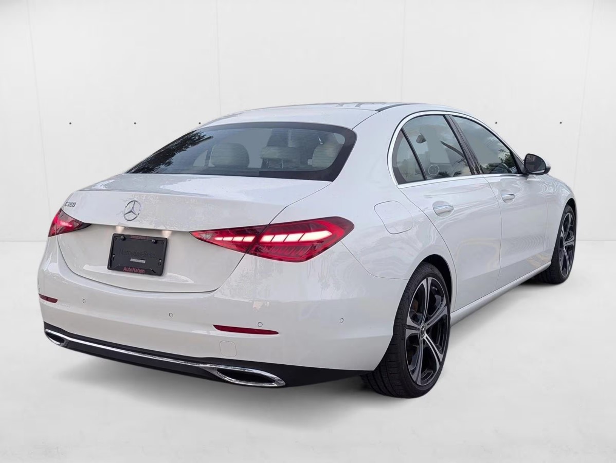 
								New 2025 Mercedes-Benz C 300 Sedan full									