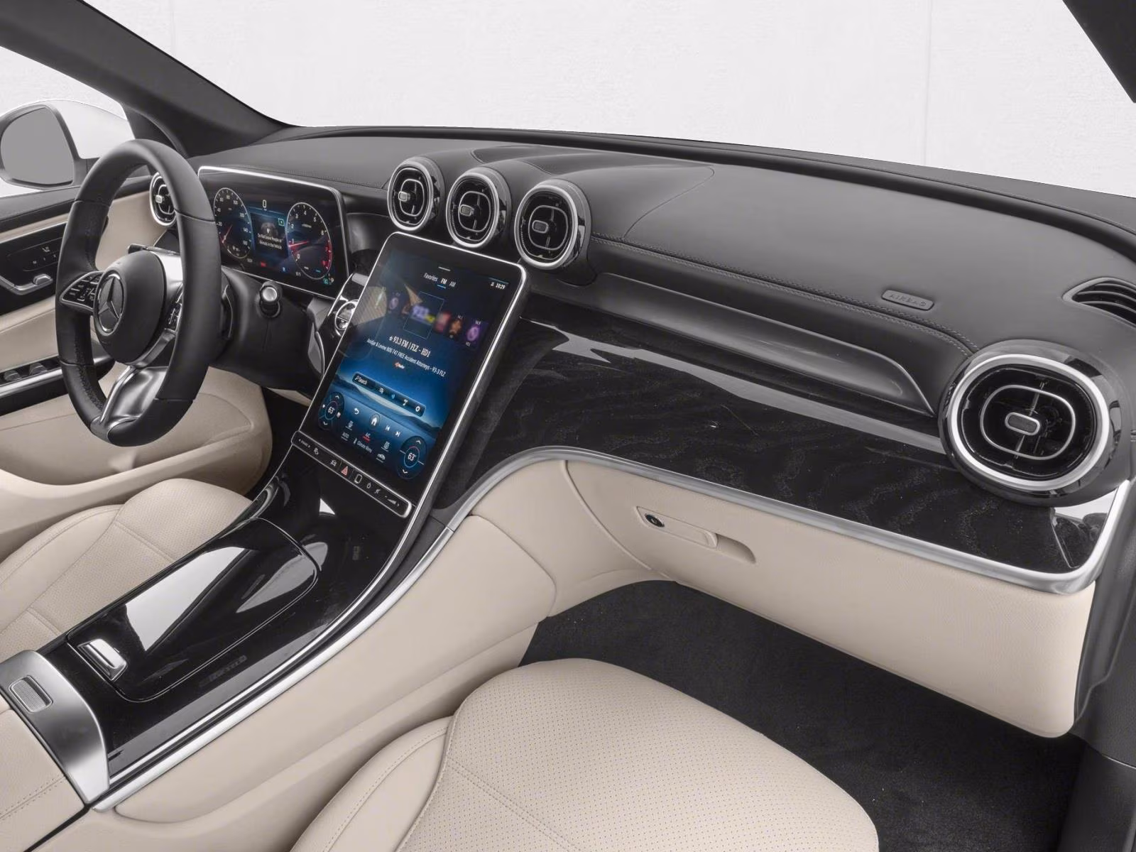 
								New 2026 Mercedes-Benz GLC 300 SUV full									